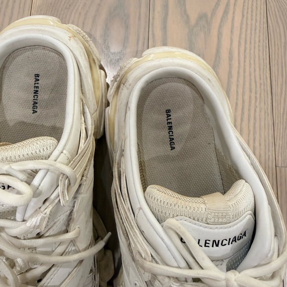 Balenciaga Off-White Sneakers - Picture 5 of 5